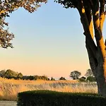 Nyaraló Historic On Zealand's West Coast